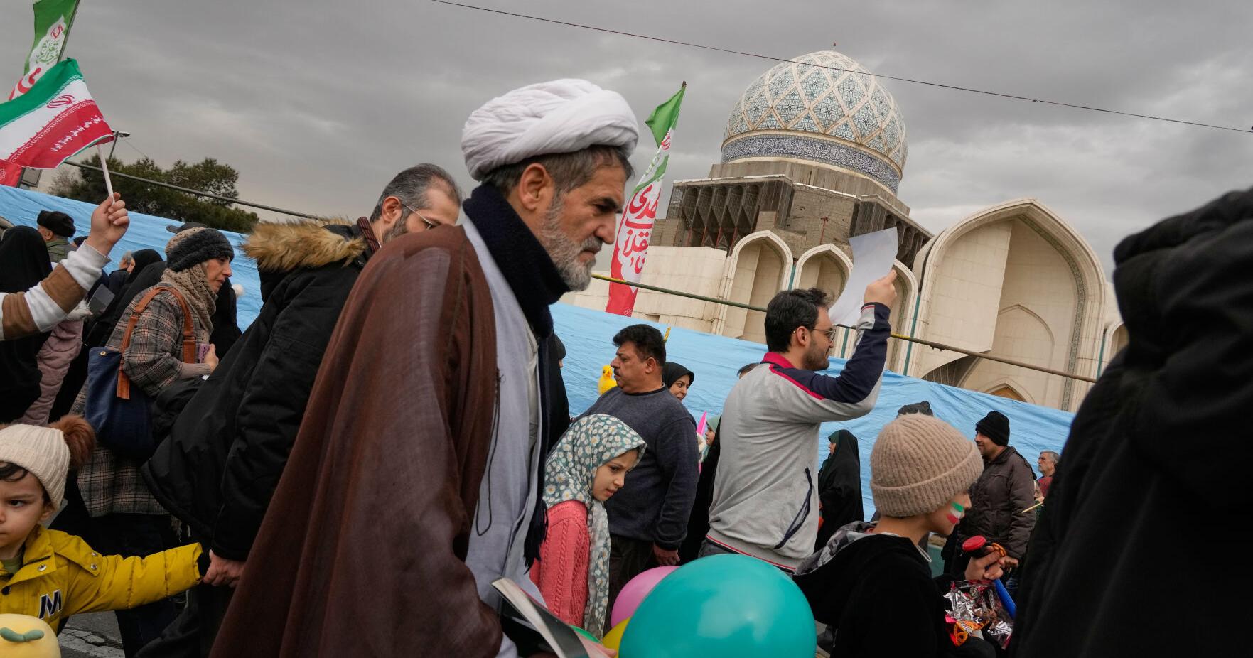 Iran top diplomat to attend  indirect  talks with US in Geneva , state - run IRNA news agency says | International