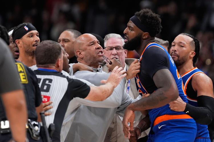 Knicks Hawks Basketball