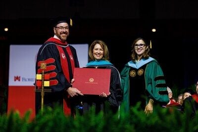FLORIDA SOUTHERN COLLEGE CELEBRATES LARGEST GRADUATING CLASS IN THE INSTITUTION'S HISTORY