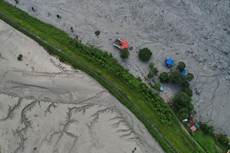 APTOPIX: Nepal Flash Floods