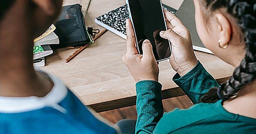 Delaware House passes bill to limit cell phone usage in schools