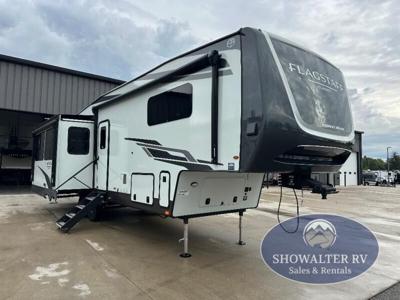 Showalter RV Expands Fifth Wheel and Used Camper Inventory in IN