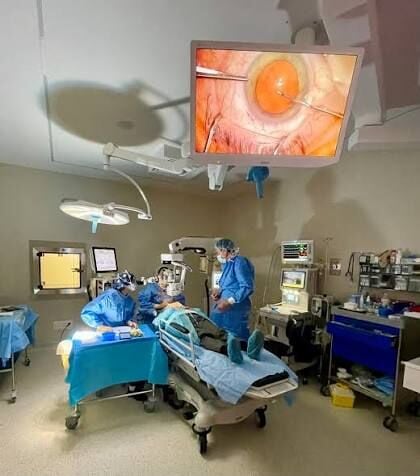 El oftalmólogo Mexicano José Francisco Valdez López Presentará Técnica Para Fijar Lente ISOPURE sin Soporte Capsular