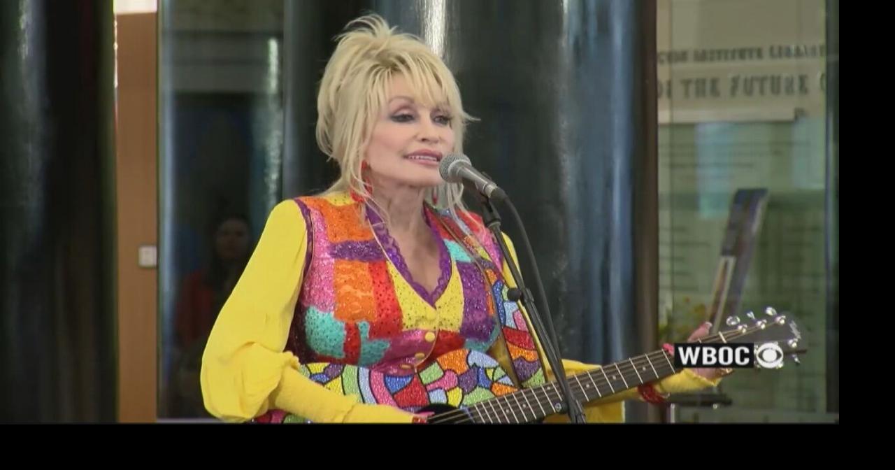Dolly Parton Visits Delaware to Celebrate "Imagination Library" Latest News
