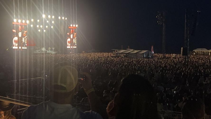 Rascal Flatts crowd