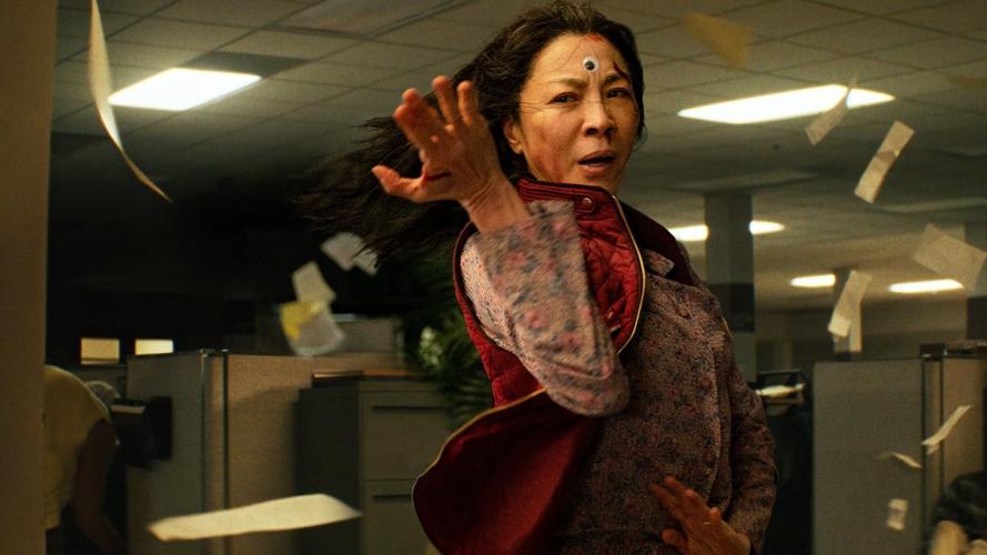 Movie Review – Everything Everywhere All At Once