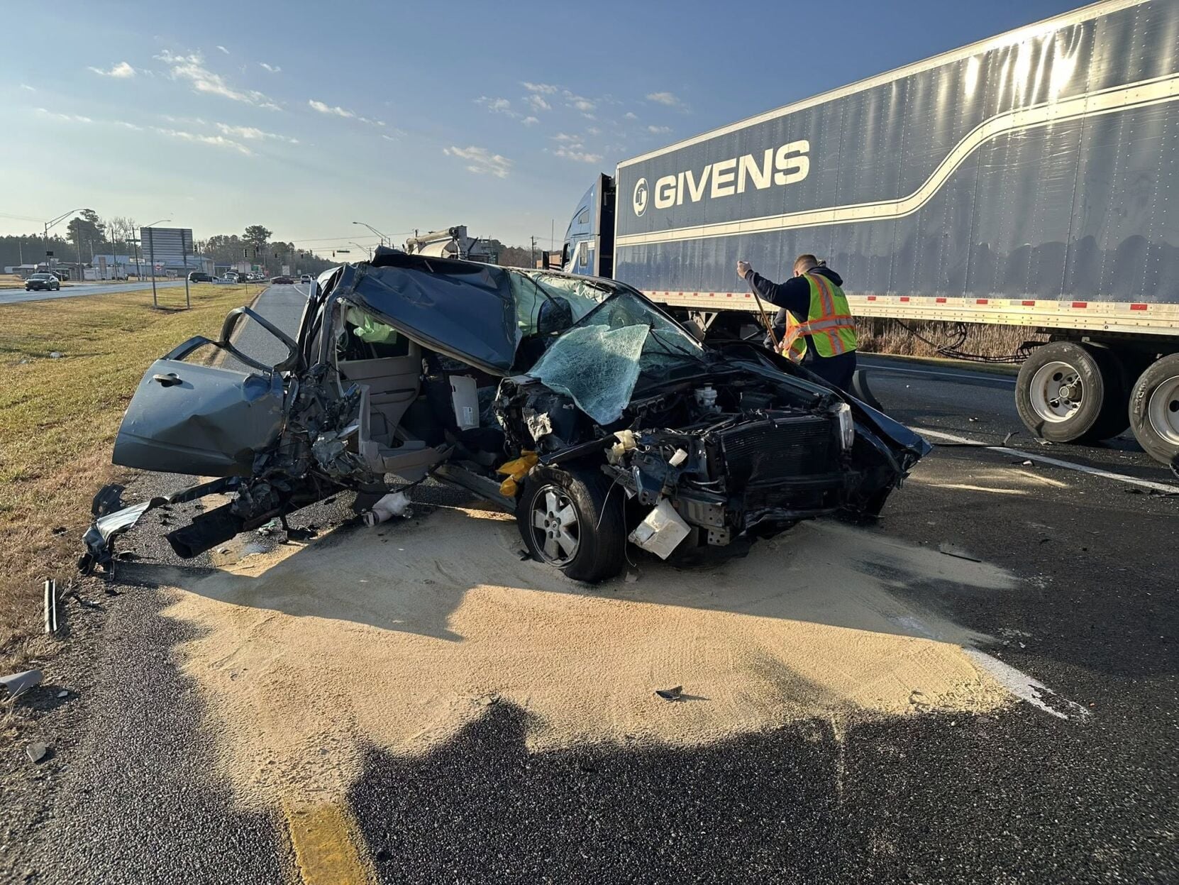 Crash involving tractor trailer briefly snarls traffic on Rt 13 in ...