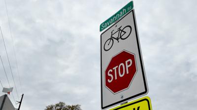 Savannah Road Sign