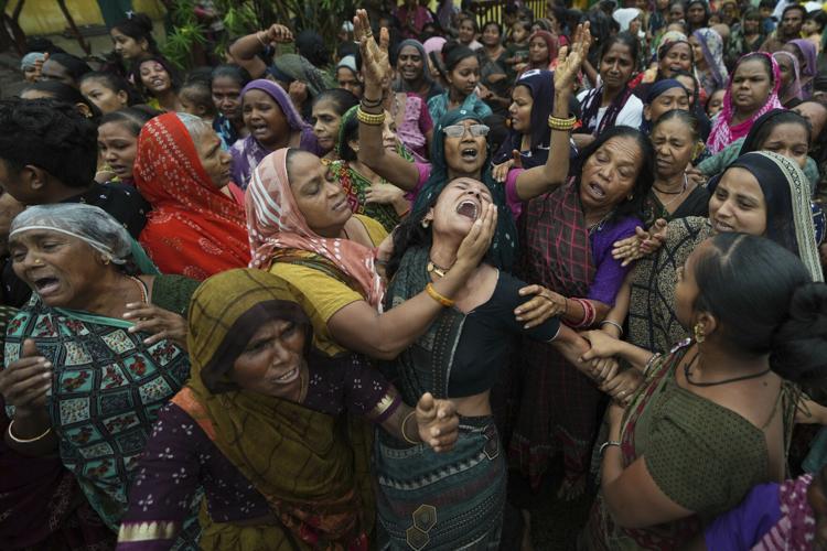 APTOPIX India Plane Crash