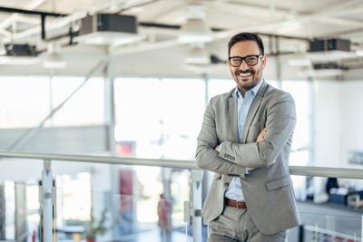 Authority Marketing Strategy For SMBs: How To Build Credibility In The AI Era