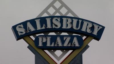 SALISBURY PLAZA SHOPPING CENTER SIGN
