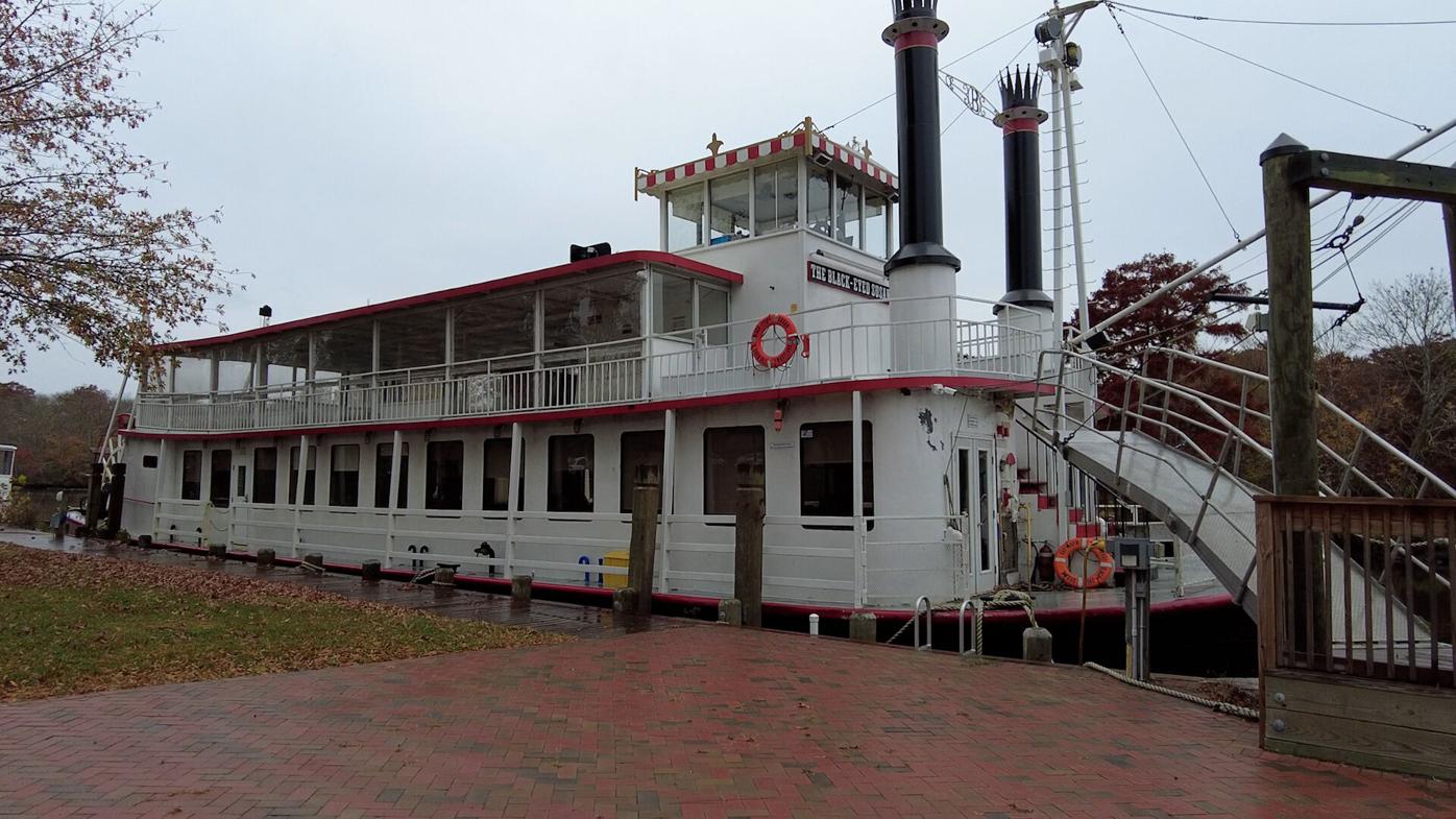 A Change of Scenery for Snow Hill's Black Eyed Susan Riverboat, image size:1396x785