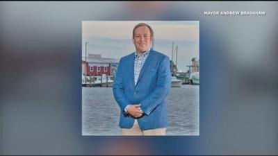 Days After His Arrest, Cambridge Mayor Has No Plans of Stepping Aside