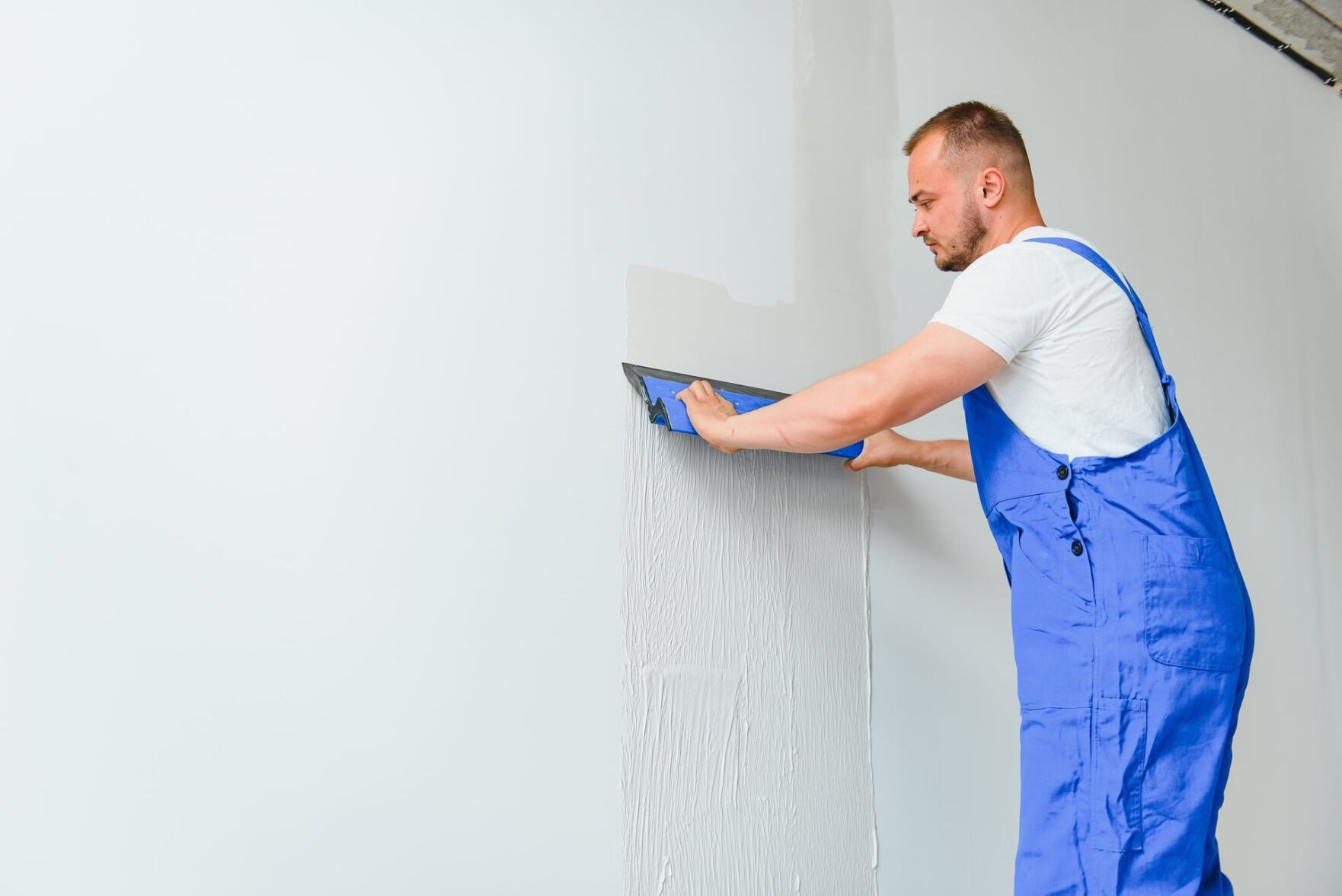 Level 5 vs Level 4 Drywall Finish: How To Achieve The Perfect Wall Finishing