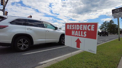 Salisbury University Move-In Residence Halls Sign