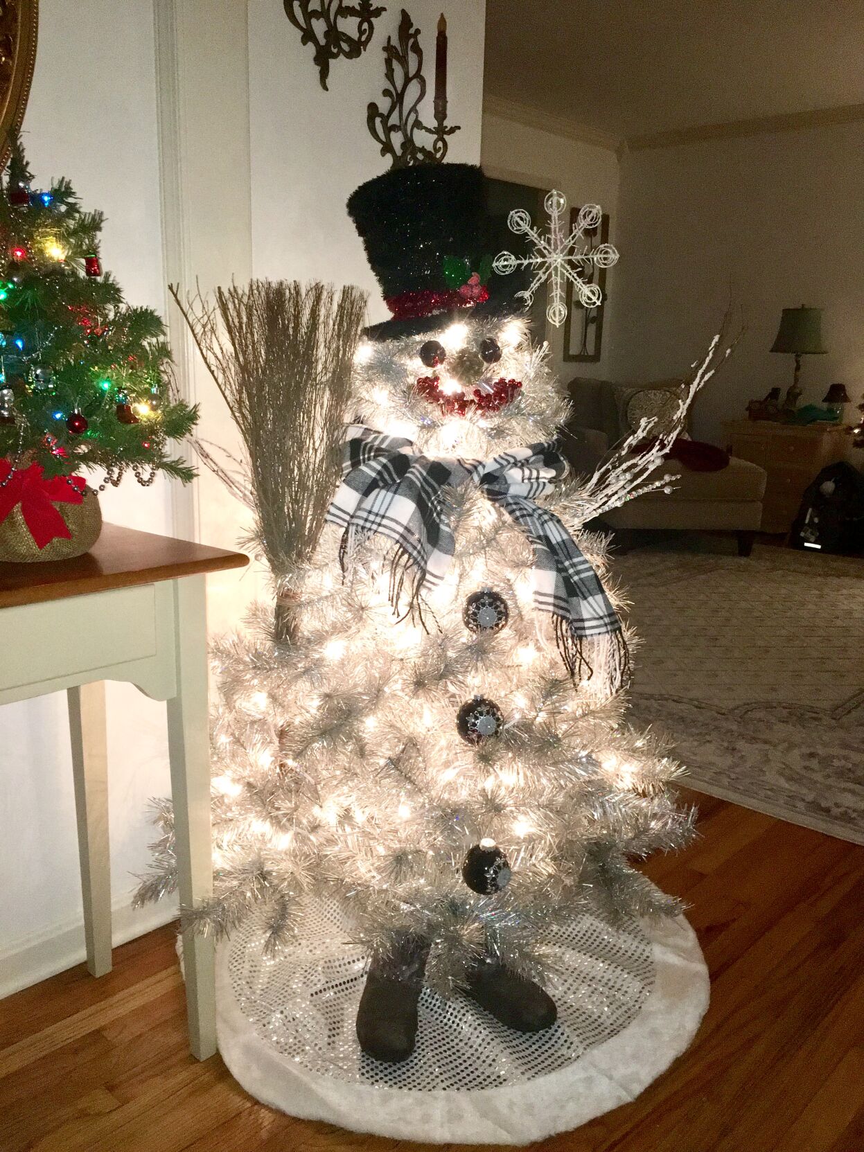 Laura-Owens-Salisbury-MD