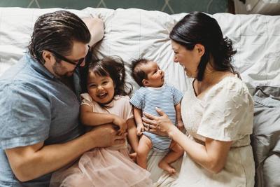 Kristina Sv Photography Creates Newborn Galleries That Blend Portraiture and Real Family Moments