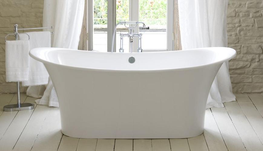 cozy-ornament-for-inspiring-toulouse-tub-freestanding-bathtub-luxury-bathroom-decors
