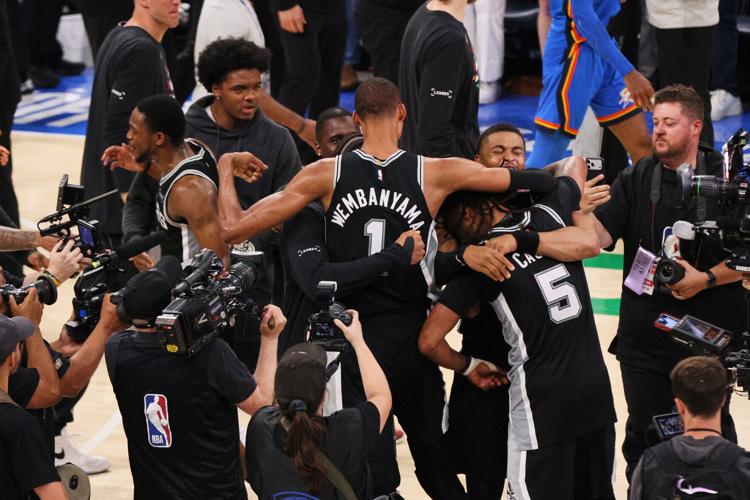 Spurs Thunder Basketball