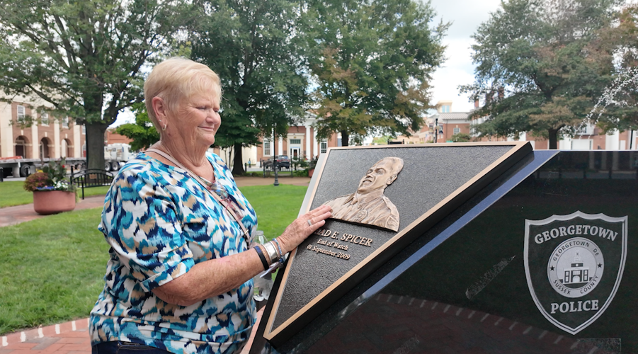 Georgetown PD memorials reinstalled 081826
