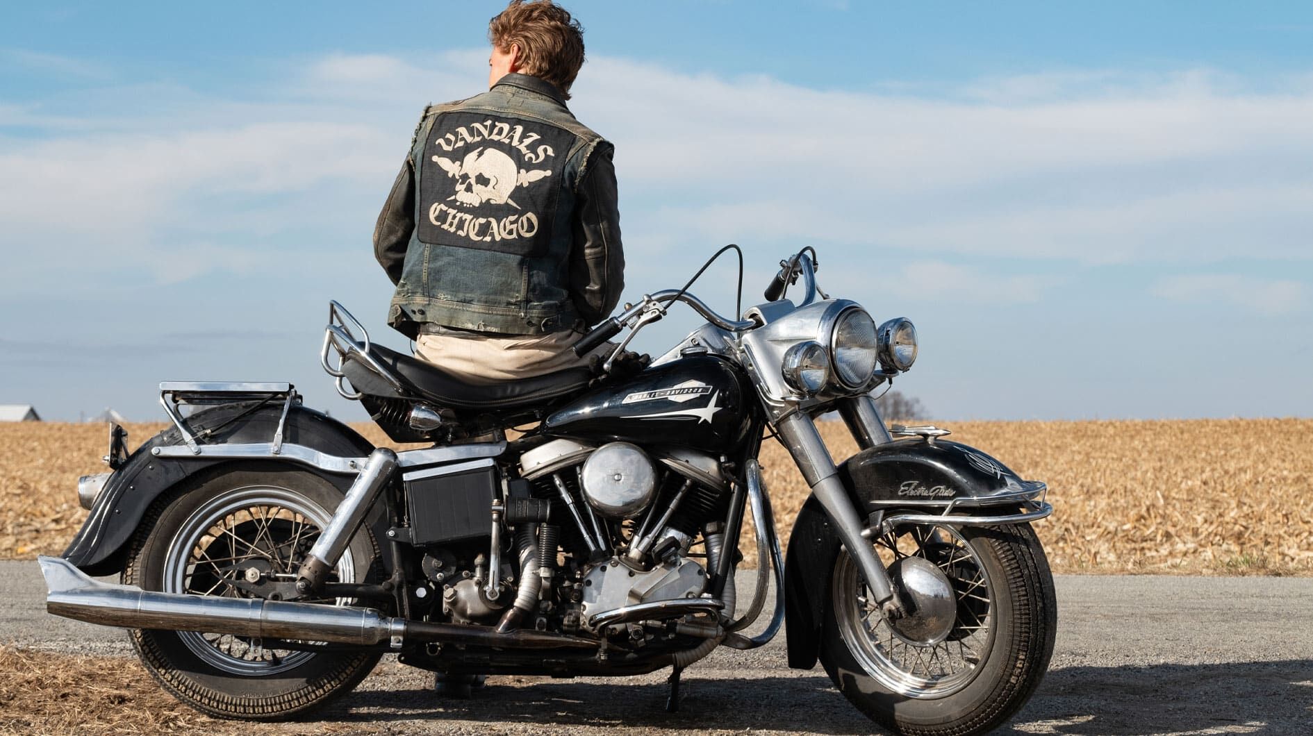 Movie Review - The Bikeriders | The M Report | wboc.com