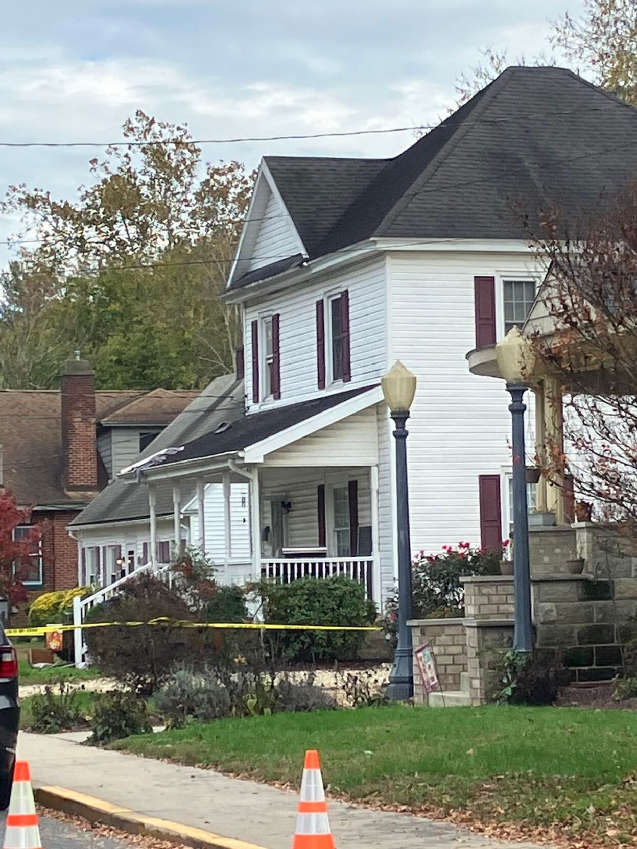 Delmar barricade situation