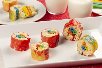 Fruit-Roll-Sushi_Large400_ID-3508612