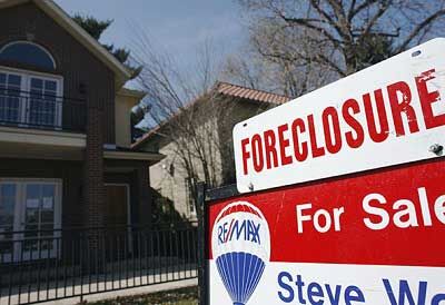 Foreclosures Fell in 2014 to Levels Before Housing Bust