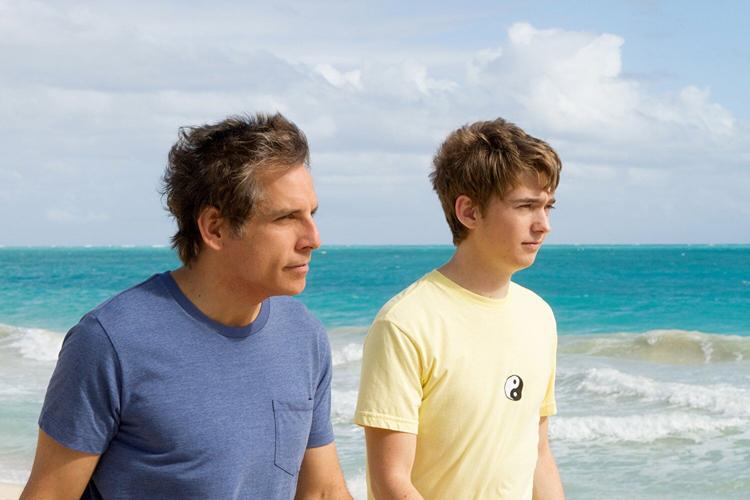 Movie Review – Brad’s Status