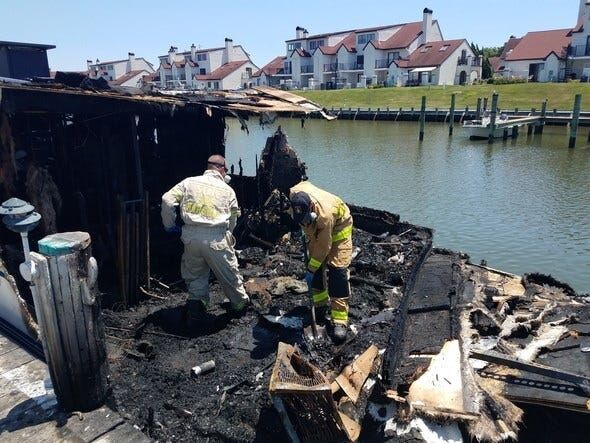 Chester House Boat Fire Under Investigation