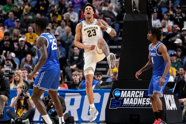 NCAA Saint Louis Michigan Basketball