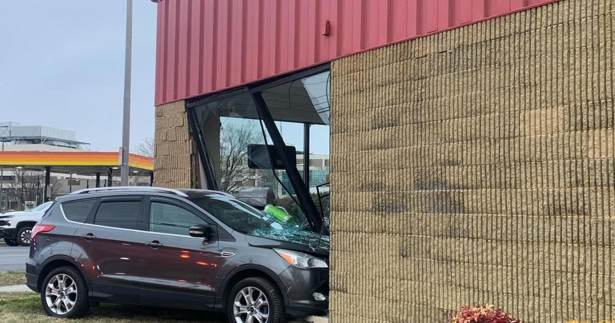 Car Crashes Into Salisbury Salvation Army Store Latest News Wboc car-crashes-into-salisbury-salvation-army-store-latest-news-wboc