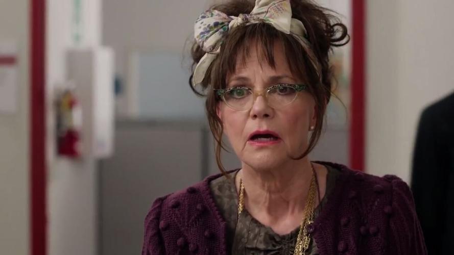 Movie Review – Hello, My Name Is Doris