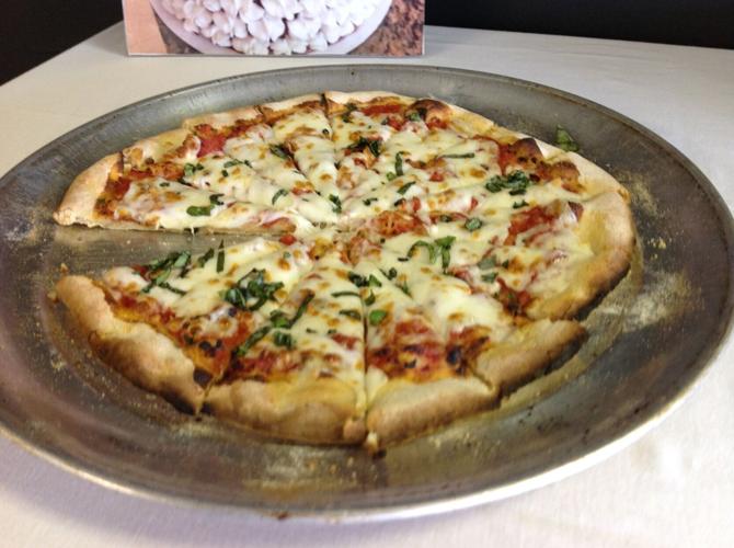 11052477_536937369803196_6258116011626952180_o