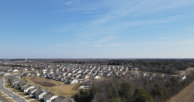 Gov. Meyer signs executive order to advance “smart growth” in Delaware