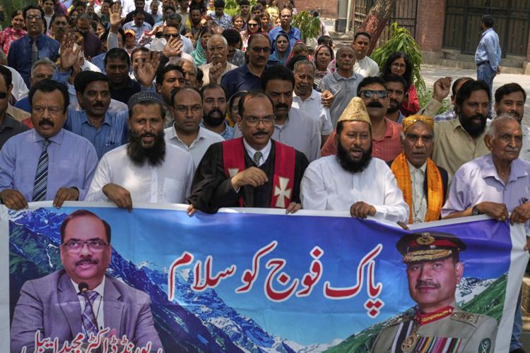Pakistan India