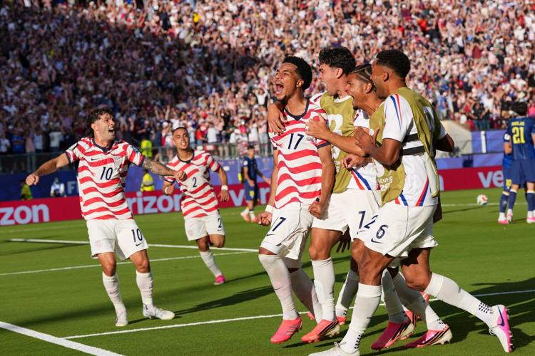 APTOPIX Bosnia US WCup Soccer