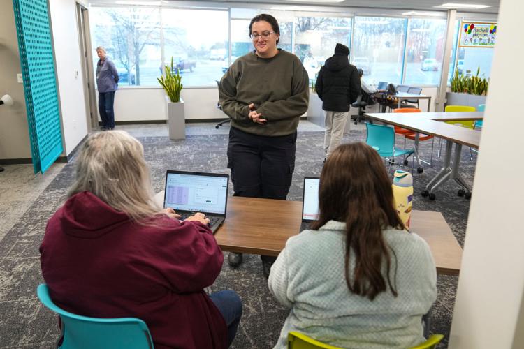 Travel Delays TSA Officers