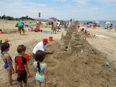 36th Annual Sandcastle Contest (Photo: Beach-fun.com)