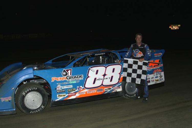 S.R. PETE SONS SUPER LATE WINNER RICKY ELLIOTT (1)