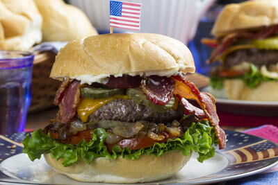 The-Ultimate-Hero-Burger_ArticleImage-CategoryPage_ID-2629438