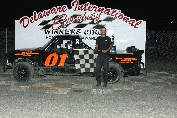 ROBERT SMITH SUPER TRUCKS (1)