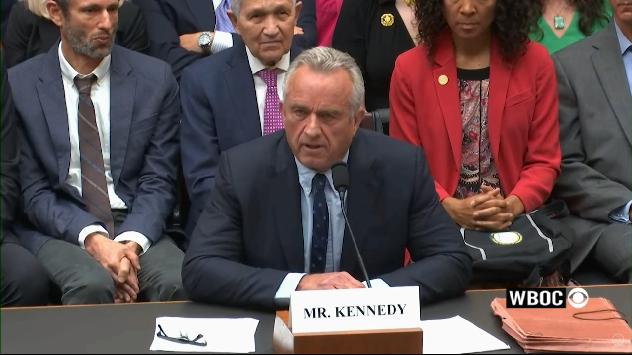 Robert Kennedy, Jr. Testifies At Censorship Hearing | Latest News ...