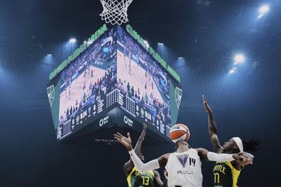 APTOPIX Valkyries Storm Basketball