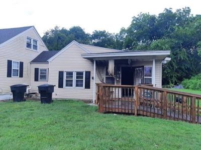 Man Treated for Smoke Inhalation Following Salisbury House Fire