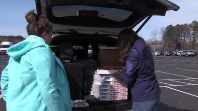 Community Donates Food to Correctional Officers