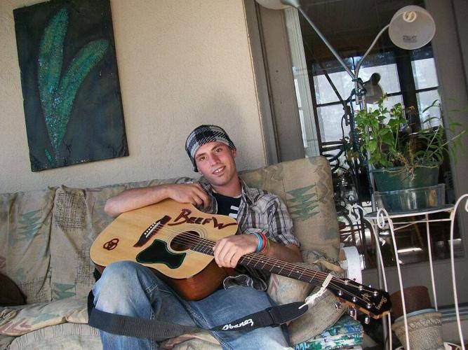 10408885_618703678263695_528080915159839340_n (1)