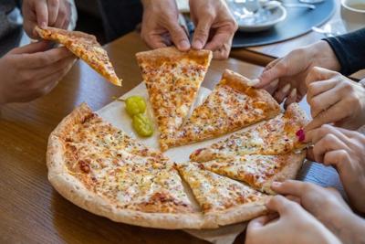 How to Plan a Birthday Party for Adults: Budget, Food & Venue Checklist