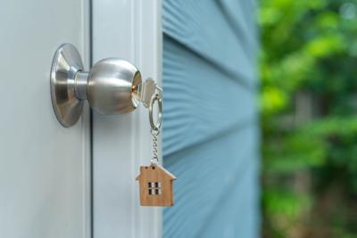 Seller Financing: How It Works, Benefits, Cons & Is It A Good Idea For Buyers?