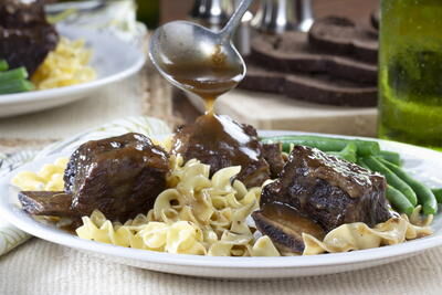 Fall-off-the-Bone-Short-Ribs_Large400_ID-3129766